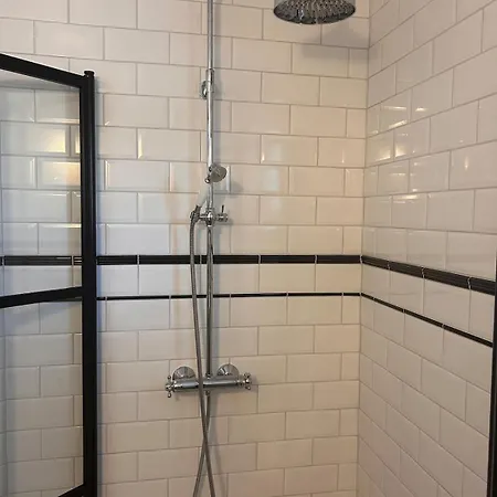 Beautiful Traditional In Huvilat *